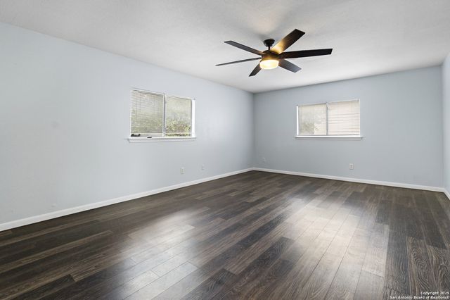 16074 walnut creek, San Antonio, TX 78247