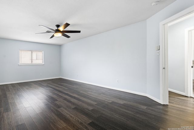 16074 walnut creek, San Antonio, TX 78247