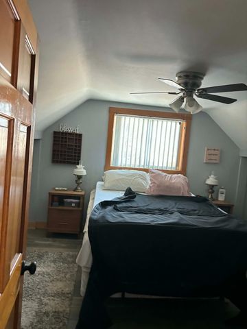 17 Crown Street, Nashua, NH 03060