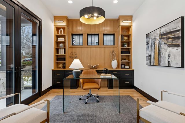 1967 Sheridan Avenue S, Minneapolis, MN 55405