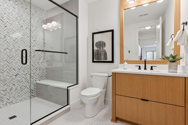 1967 Sheridan Avenue S, Minneapolis, MN 55405