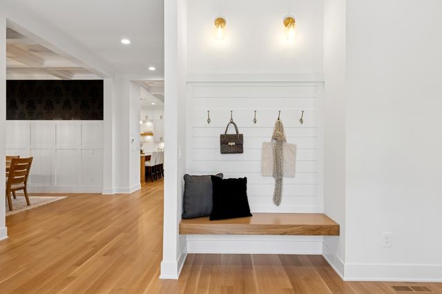 1967 Sheridan Avenue S, Minneapolis, MN 55405