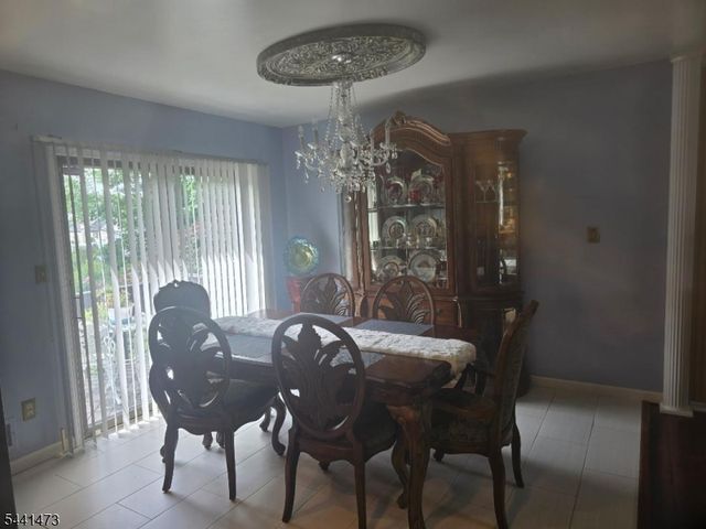 115 Oak St, Old Bridge Twp., NJ 08857