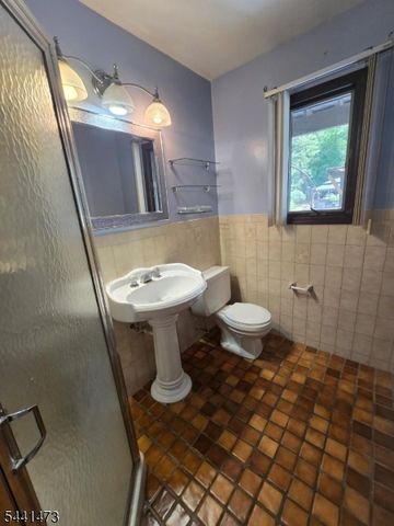 115 Oak St, Old Bridge Twp., NJ 08857