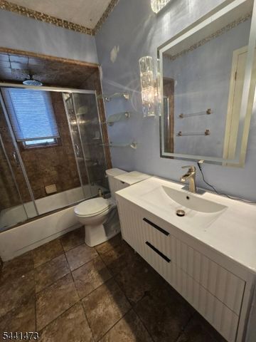 115 Oak St, Old Bridge Twp., NJ 08857