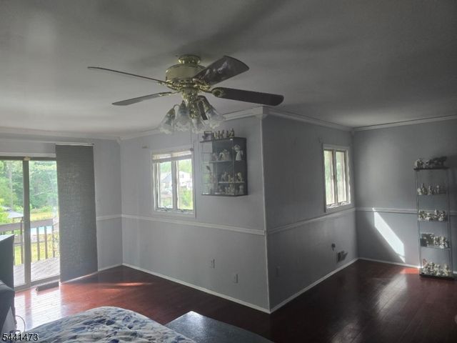 115 Oak St, Old Bridge Twp., NJ 08857