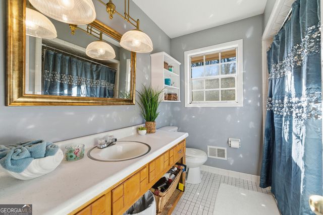 3033 Thrasher Circle, Decatur, GA 30032