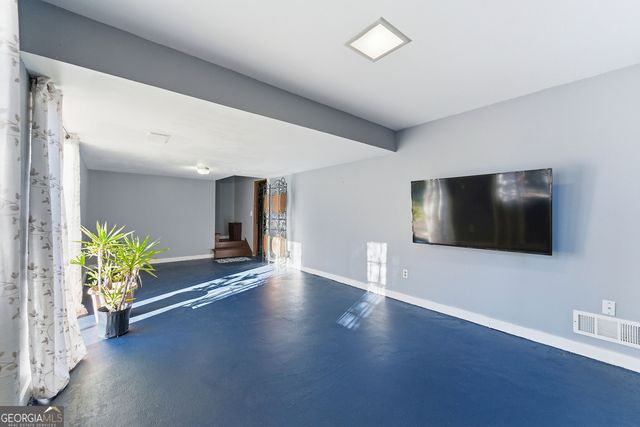 3033 Thrasher Circle, Decatur, GA 30032