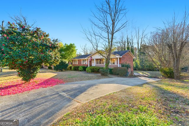 3033 Thrasher Circle, Decatur, GA 30032