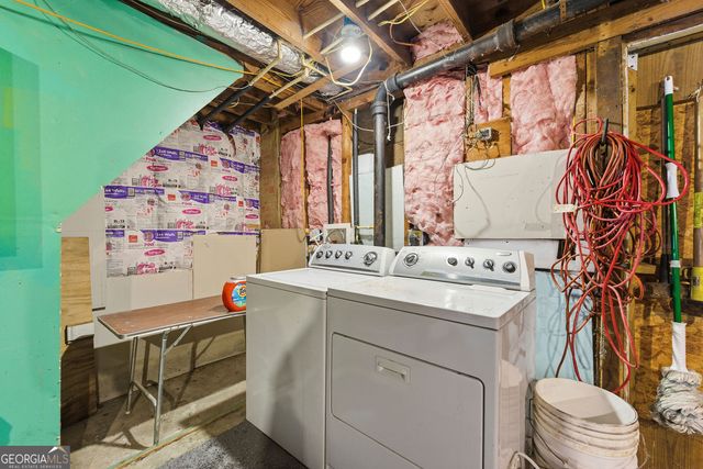 3033 Thrasher Circle, Decatur, GA 30032