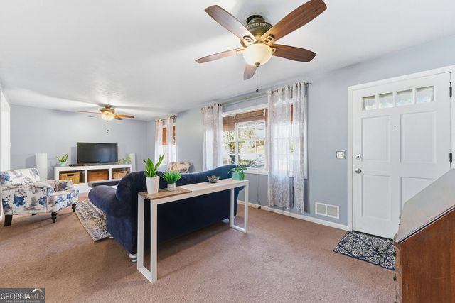 3033 Thrasher Circle, Decatur, GA 30032