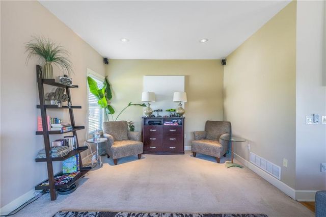 8718 Ridgeway Court, Kansas City, MO 64138