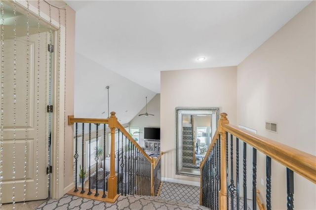 8718 Ridgeway Court, Kansas City, MO 64138