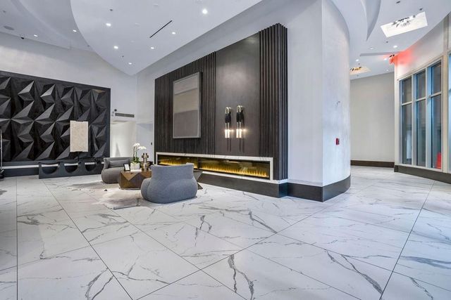 400 W Peachtree Street NW 3707, Atlanta, GA 30308