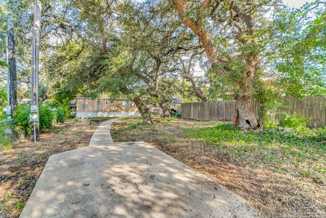 25219 AUE RD, San Antonio, TX 78257