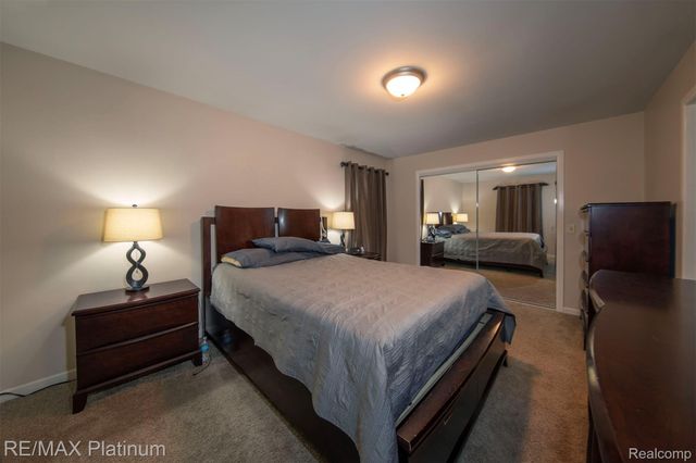 4975 Comstock Street, Commerce Charter Township, MI 48382