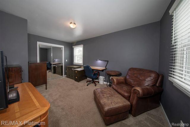 4975 Comstock Street, Commerce Charter Township, MI 48382