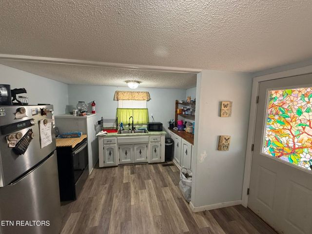 618 Dyer Rd, Madisonville, TN 37354