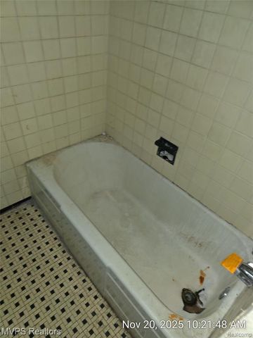 14728 Wilfred Street, Detroit, MI 48213