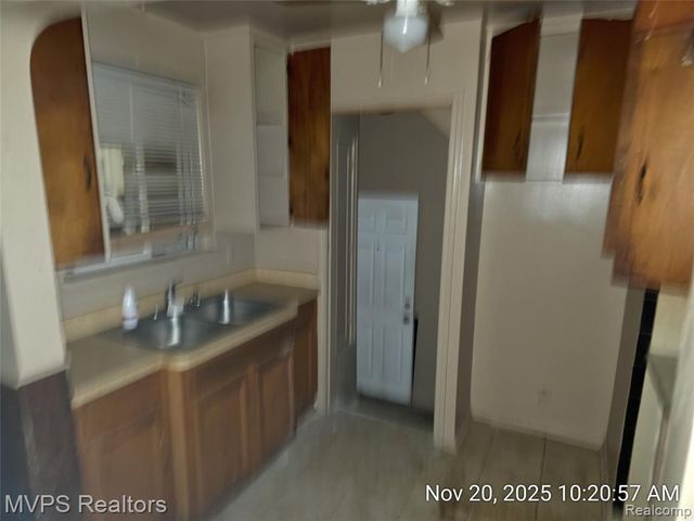 14728 Wilfred Street, Detroit, MI 48213