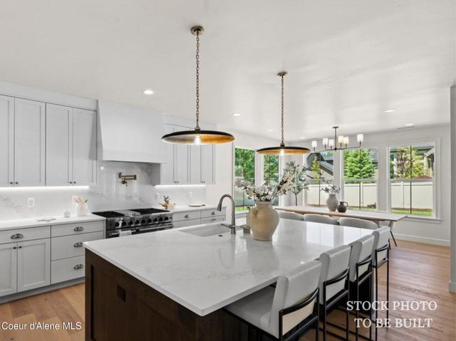 1202 E SLEEPING DEER AVE, Hayden, ID 83835
