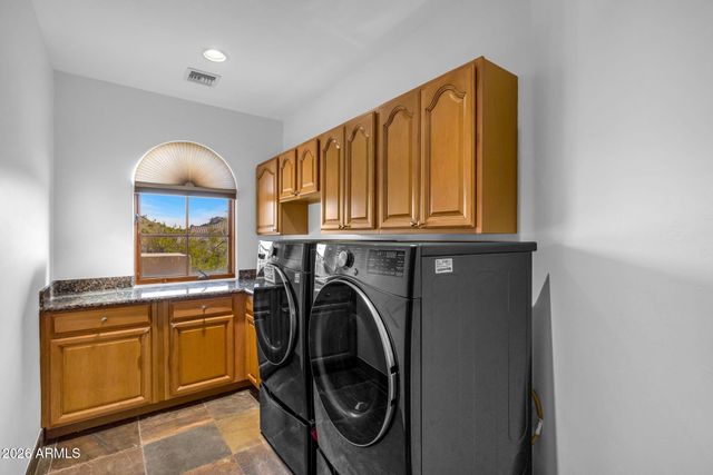 11488 E CHAMA Road, Scottsdale, AZ 85255