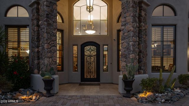 11488 E CHAMA Road, Scottsdale, AZ 85255