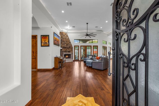 11488 E CHAMA Road, Scottsdale, AZ 85255