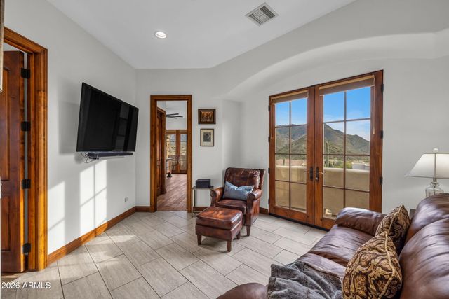 11488 E CHAMA Road, Scottsdale, AZ 85255