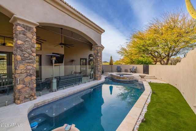 11488 E CHAMA Road, Scottsdale, AZ 85255