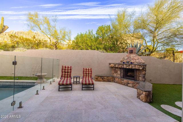 11488 E CHAMA Road, Scottsdale, AZ 85255