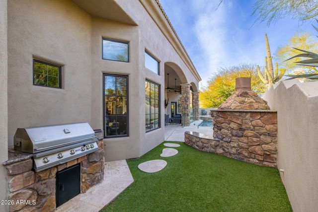 11488 E CHAMA Road, Scottsdale, AZ 85255