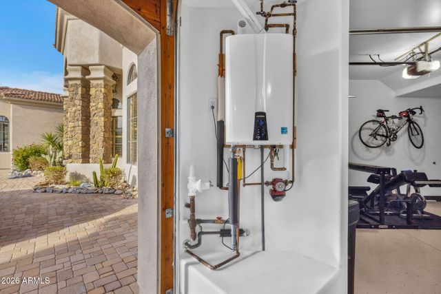 11488 E CHAMA Road, Scottsdale, AZ 85255