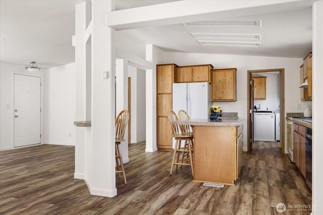 750 Race Road, Coupeville, WA 98239