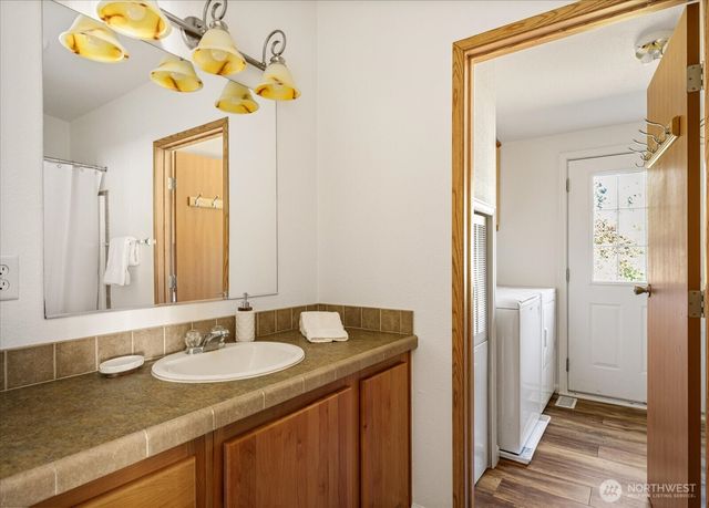 750 Race Road, Coupeville, WA 98239