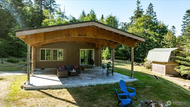 750 Race Road, Coupeville, WA 98239