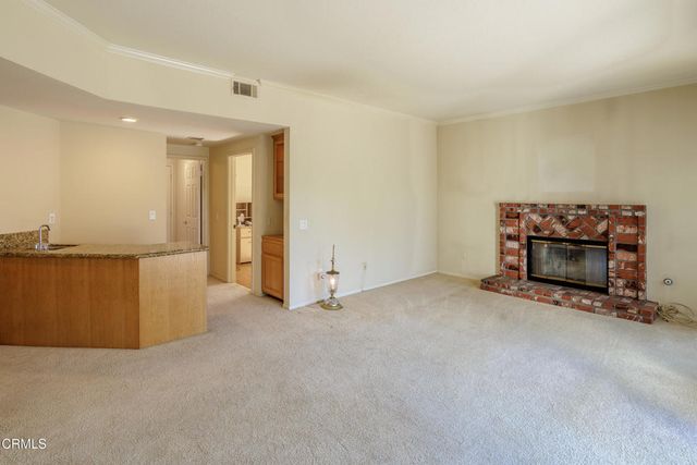 2011 Lennox Court, Oxnard, CA 93030