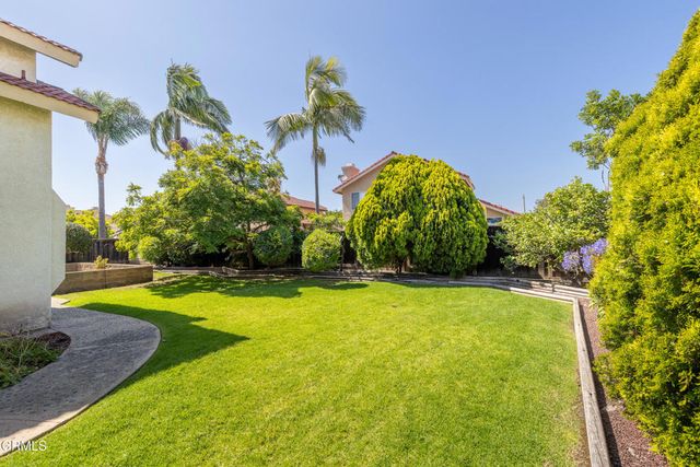 2011 Lennox Court, Oxnard, CA 93030