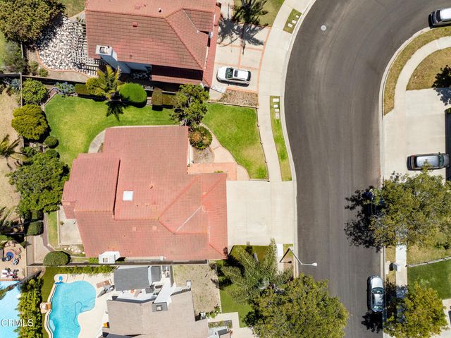 2011 Lennox Court, Oxnard, CA 93030