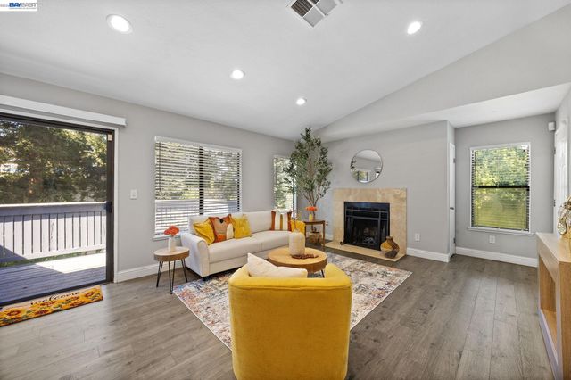 7120 Cross Creek Cir D, Dublin, CA 94568