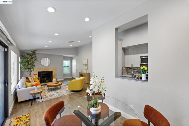 7120 Cross Creek Cir D, Dublin, CA 94568