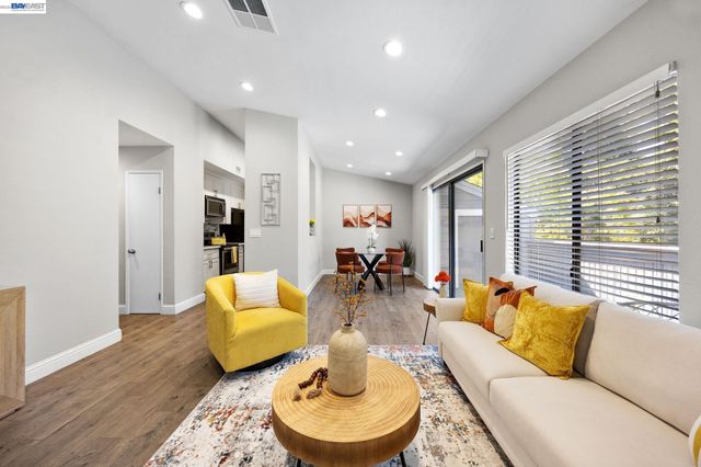 7120 Cross Creek Cir D, Dublin, CA 94568