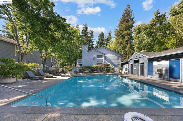 7120 Cross Creek Cir D, Dublin, CA 94568
