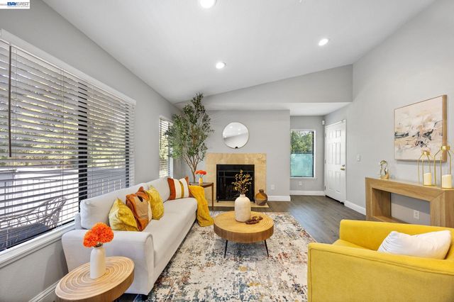 7120 Cross Creek Cir D, Dublin, CA 94568