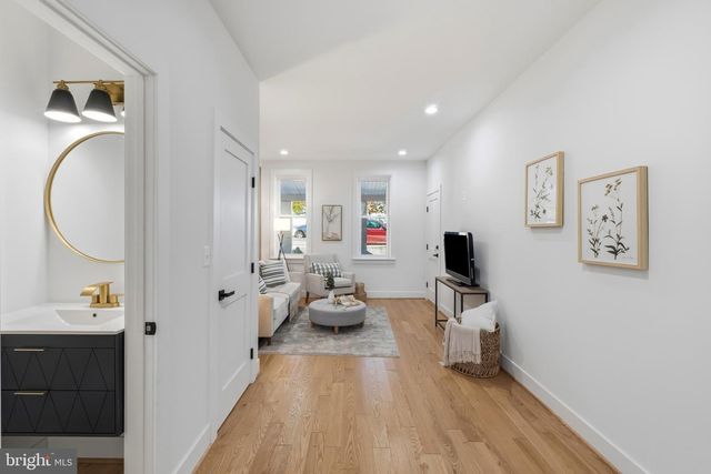 3921 ROLAND AVE, Baltimore, MD 21211