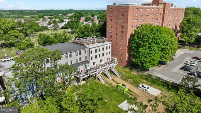 3921 ROLAND AVE, Baltimore, MD 21211