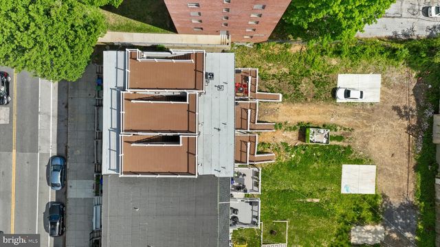 3921 ROLAND AVE, Baltimore, MD 21211