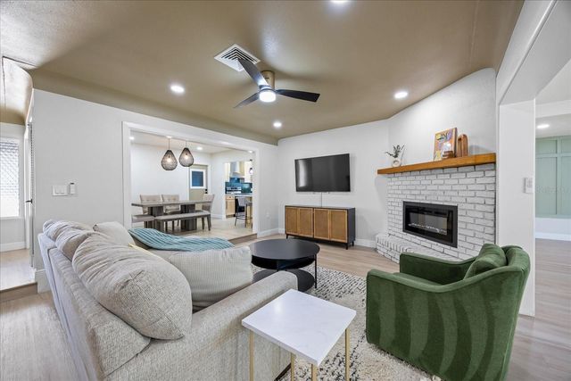 6875 11TH AVENUE N, St Petersburg, FL 33710