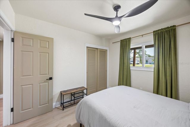 6875 11TH AVENUE N, St Petersburg, FL 33710