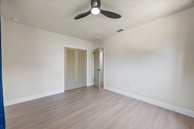 6875 11TH AVENUE N, St Petersburg, FL 33710